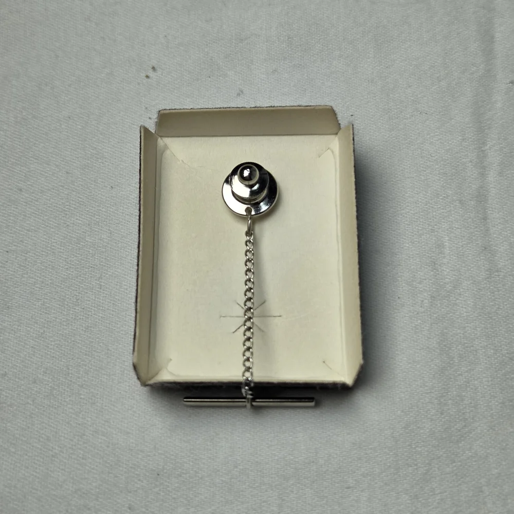 Schrimshaw Fossil Walrus Ivory Elegant Tan Elk Head‎ Tie Pin
